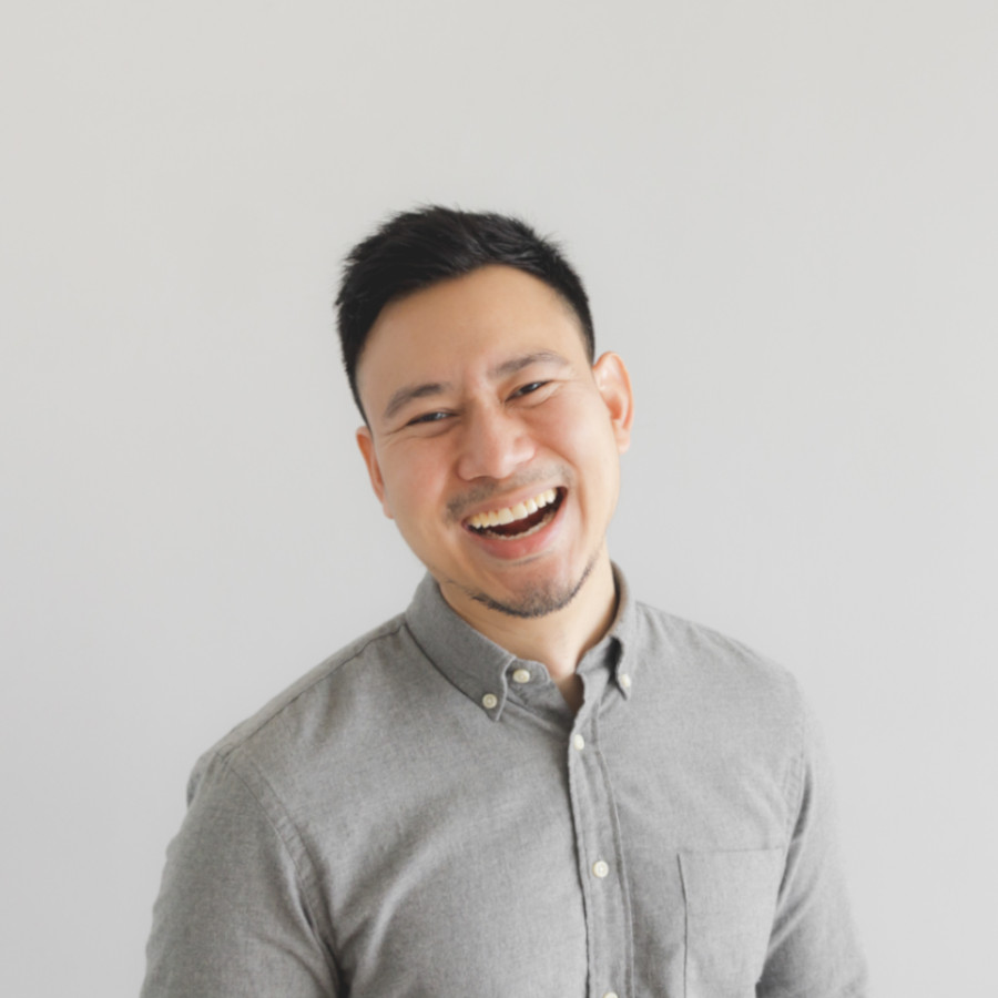 笑顔の柔道整復師